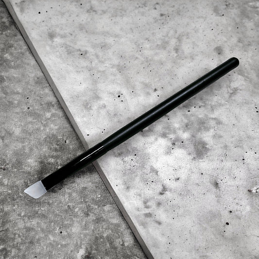 ANGLED SILICONE BRUSH