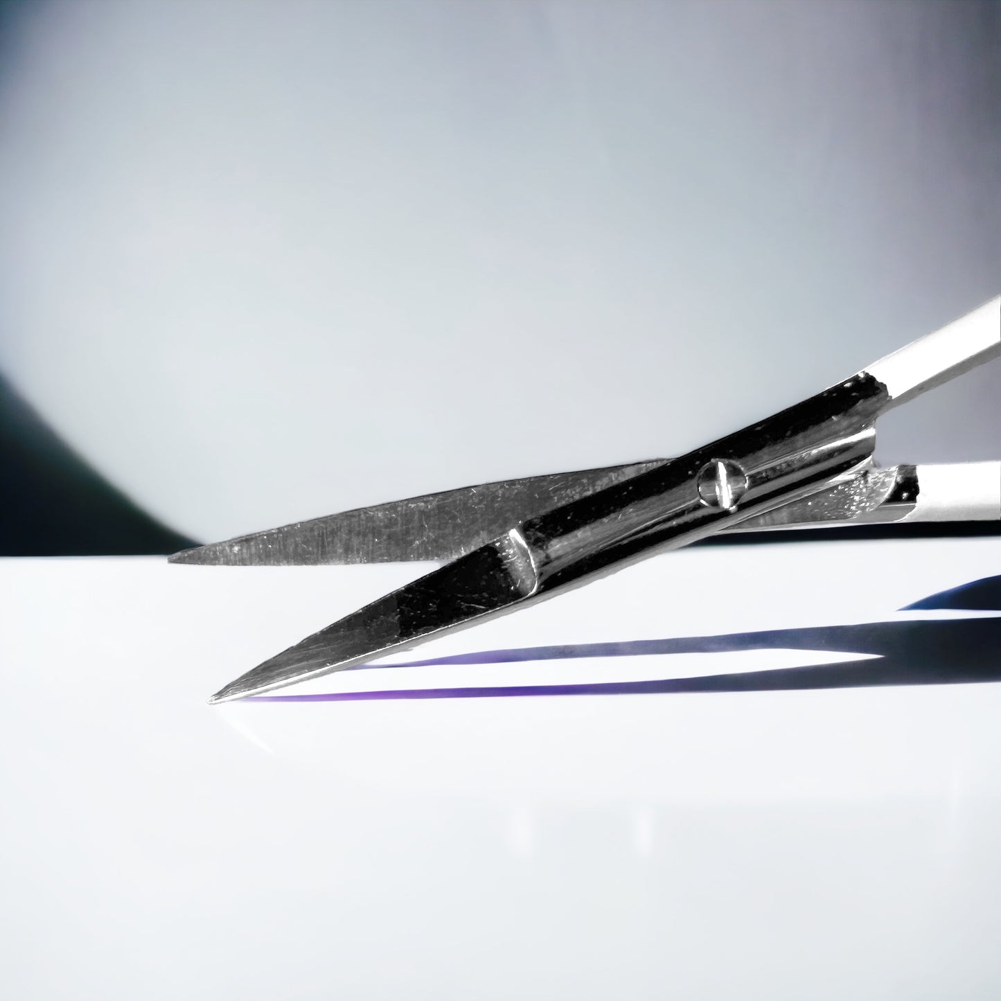 SPRING EYEBROW SCISSORS